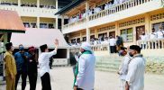 vaksinasi covid-19, pesantren vaksinasi, jokowi,