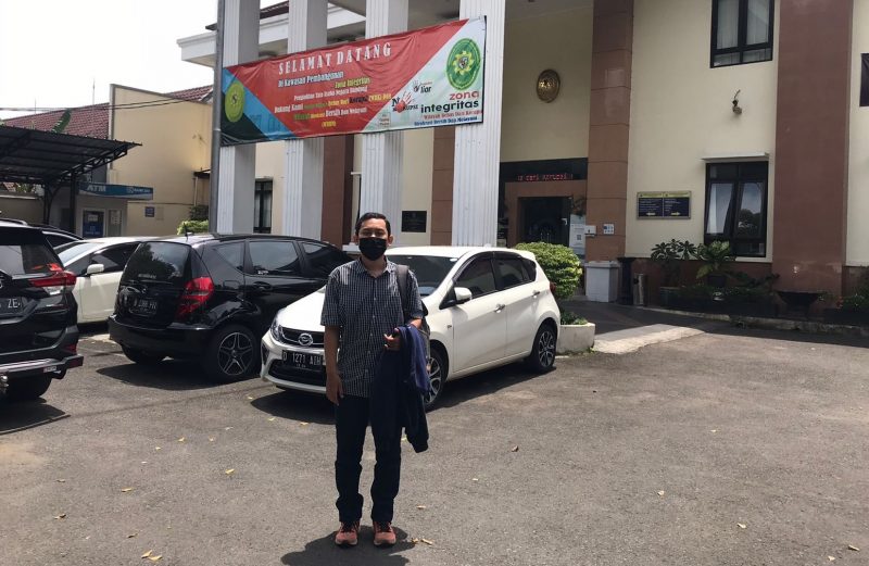 Penggungat, Panji Purnama saat selesai menjalani sidang Pemeriksaan Persiapan di PTUN Bandung, Rabu, 26 Januari 2022.