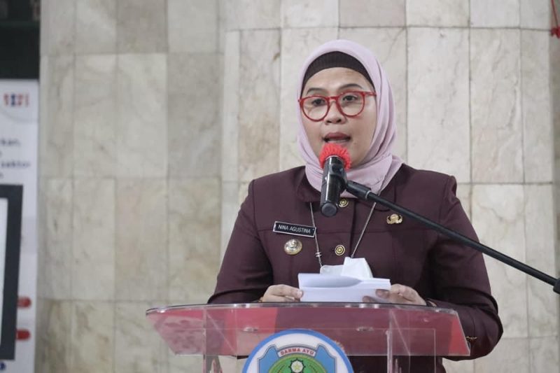 Bupati Indramayu Nina Agustina saat pelantikan pejabat tinggi pratama di lingkungan Pemkab. Indramayu, Rabu, 12 Januari 2022.