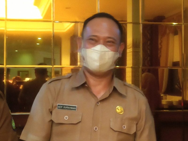Pelaksana Tugas (Plt) Dinas Lingkungan Hidup Kabupaten Indramayu Aep Surahman saat acara halal bihalal di kantor DPRD Kab.. Indramayu, Senin (9/5/2022).