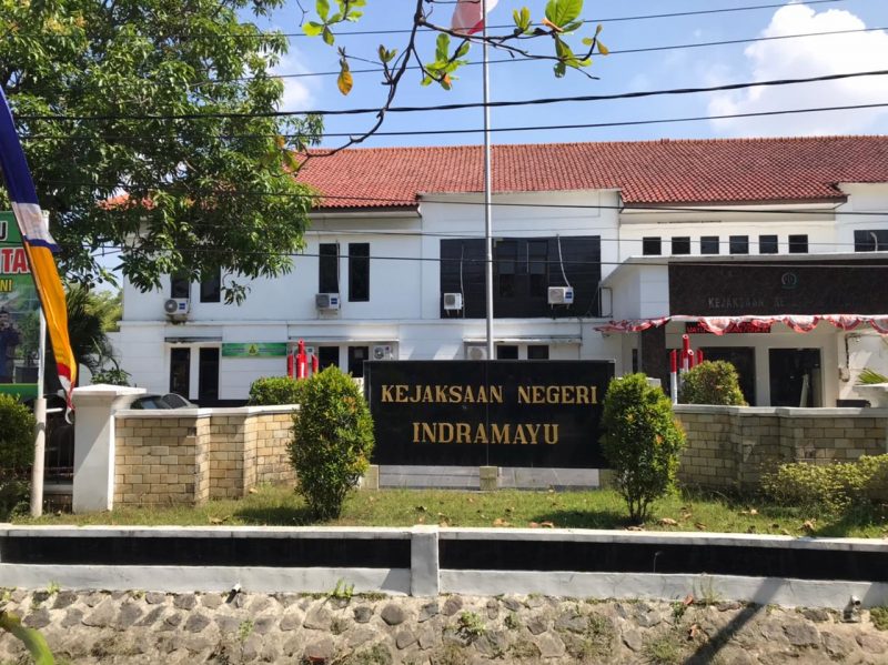 Kejaksaan Negeri Indramayu, Jl. Jend. Sudirman No. 234, Indramayu, Jawa Barat.