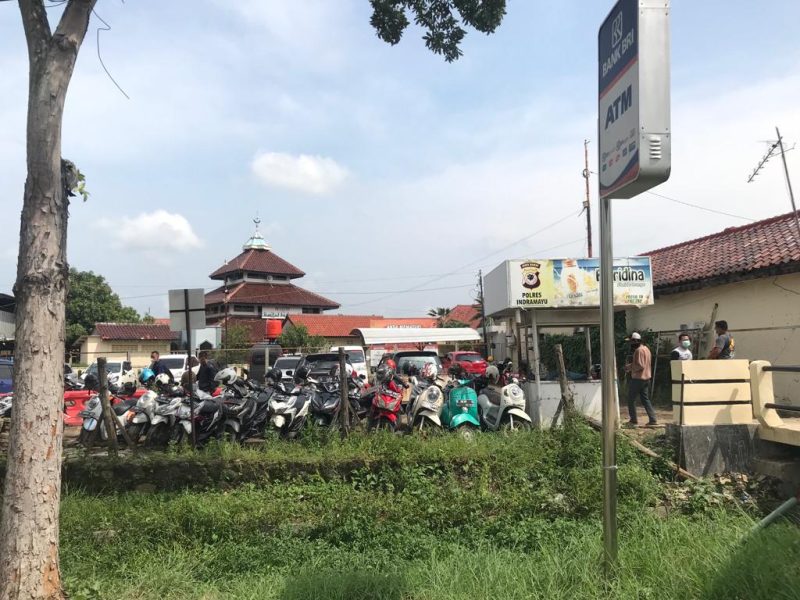 Lahan samping Polres Indramayu di Jalan Gatot Subroto No. 3, Karanganyar, Kec/Kab. Indramayu. (foto: tjimanoek).