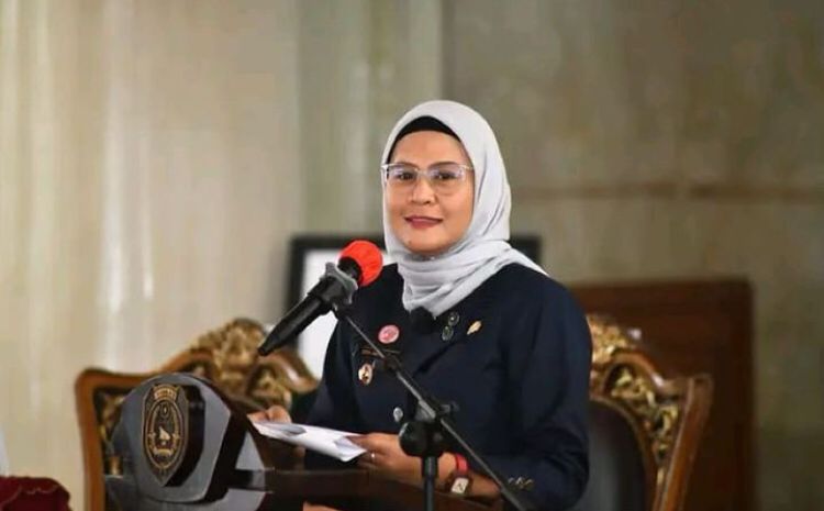 Bupati Indramayu Nina Agustina. (foto: diskominfo).