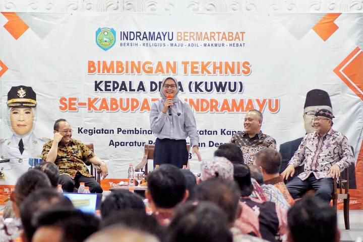 Bupati Indramayu Nina Agustina hadir langsung kegiatan peningkatan kapasitas aparatur pemerintahan desa di DIY, Jumat, 24 November 2023. (foto: diskominfo).